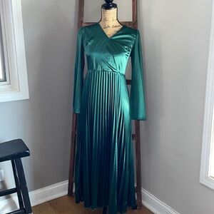 Cute cos dress. Green.